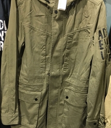 市场上装-中长外套-（实拍）时尚男装中长外套