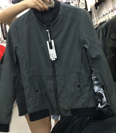 市场上装-夹克-（实拍）时尚男装夹克