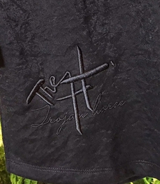 市场上装-T恤-时尚男装t恤