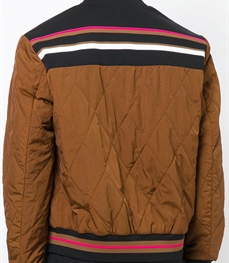 市场上装-夹克-时尚商务夹克