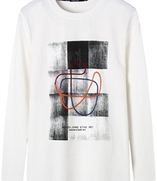 市场上装-T恤-时尚男装t恤