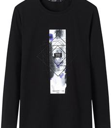 市场上装-T恤-时尚男装t恤