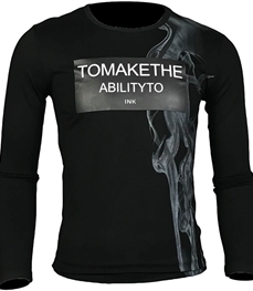 市场上装-T恤-时尚男装t恤