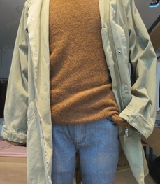 市场上装-大衣-（实拍）时尚商务大衣