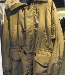 市场上装-棉衣/羽绒服-（实拍）时尚商务棉服