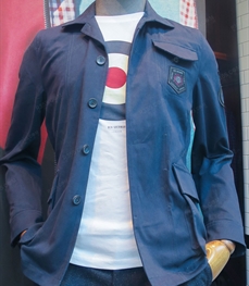 市场上装-衬衫-（实拍）时尚商务衬衫