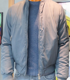 市场上装-夹克-（实拍）时尚商务夹克