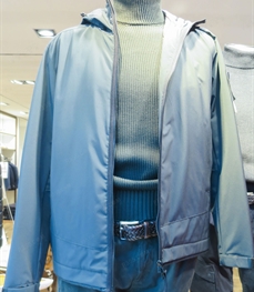 市场上装-夹克-（实拍）时尚商务夹克