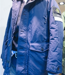 市场上装-棉衣/羽绒服-（实拍）时尚商务棉服