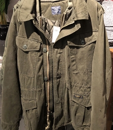 市场上装-中长外套-（实拍）休闲男装中长外套