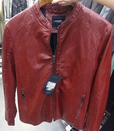 市场上装-皮衣-（实拍）时尚商务皮衣