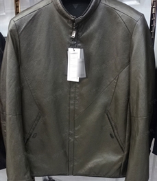 市场上装-皮衣-（实拍）时尚商务皮衣