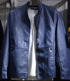 市场上装-皮衣-（实拍）时尚商务皮衣