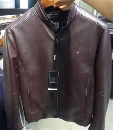 市场上装-皮衣-（实拍）时尚商务皮衣