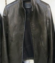 市场上装-皮衣-（实拍）时尚商务皮衣