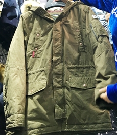 市场上装-中长外套-广交会）时尚男装中长外套