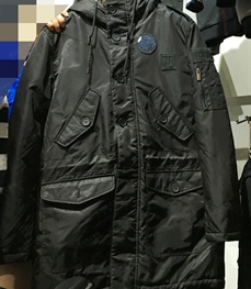 市场上装-中长外套-广交会）时尚男装中长外套