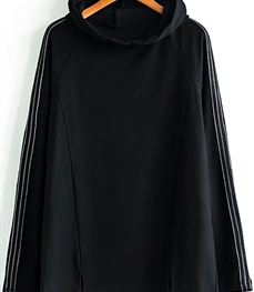 市场上装-T恤-时尚男装t恤