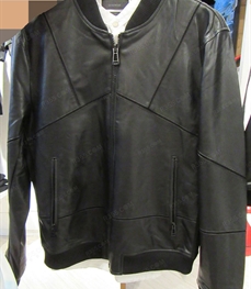 市场上装-皮衣-（实拍）时尚商务皮衣