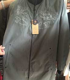 市场上装-中长外套-时尚男装中长外套