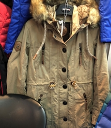 市场上装-中长外套-（广交会）时尚男装中长外套