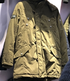 市场上装-中长外套-（广交会）时尚男装中长外套