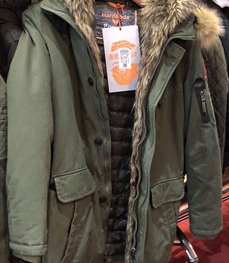 市场上装-棉衣/羽绒服-（广交会）时尚男装棉服