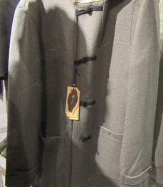 市场上装-大衣-（实拍）时尚商务大衣