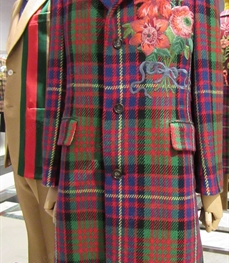 市场上装-大衣-（实拍）时尚商务大衣