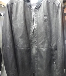 市场上装-皮衣-（实拍）时尚商务皮衣