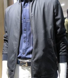市场上装-夹克-（实拍）时尚商务夹克