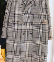 市场上装-大衣-（实拍）时尚商务大衣