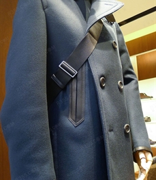 市场上装-大衣-（实拍）时尚商务大衣