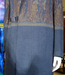 市场上装-大衣-（实拍）时尚商务大衣