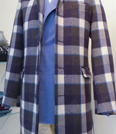 市场上装-大衣-（实拍）时尚商务大衣