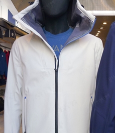 市场上装-夹克-（实拍）时尚商务夹克