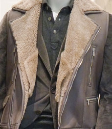 市场上装-皮衣-（实拍）时尚商务皮衣