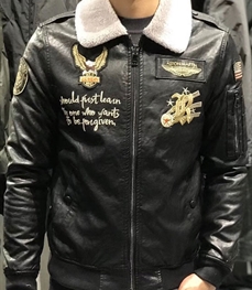 市场上装-皮衣-时尚男装皮衣