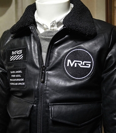 市场上装-皮衣-时尚男装皮衣