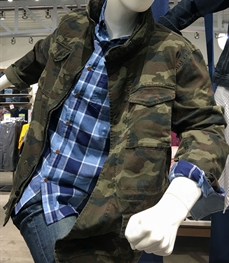 市场上装-中长外套-（实拍）休闲男装中长外套