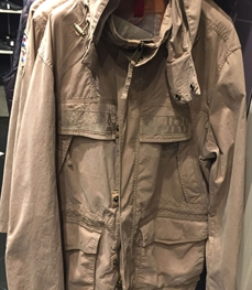 市场上装-大衣-（实拍）时尚商务大衣