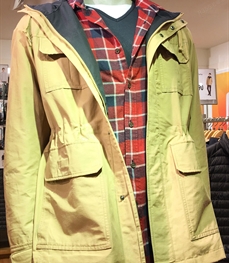 市场上装-大衣-（实拍）时尚商务大衣