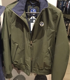 市场上装-夹克-（实拍）时尚商务夹克