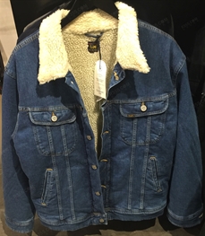 市场上装-夹克-（实拍）时尚商务夹克