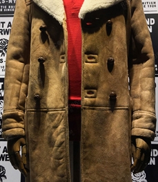 市场上装-皮衣-（实拍）时尚商务皮衣