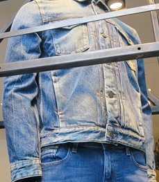 市场上装-夹克-（实拍）休闲男装夹克