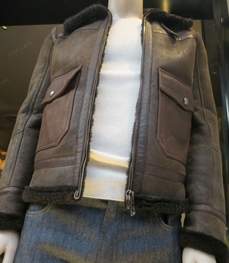 市场上装-皮衣-（实拍）时尚商务皮衣