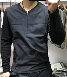 市场上装-T恤-时尚男装t恤