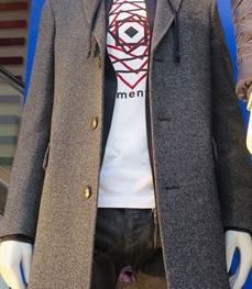 市场上装-大衣-（实拍）时尚商务大衣