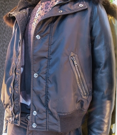 市场上装-夹克-（实拍）时尚商务夹克